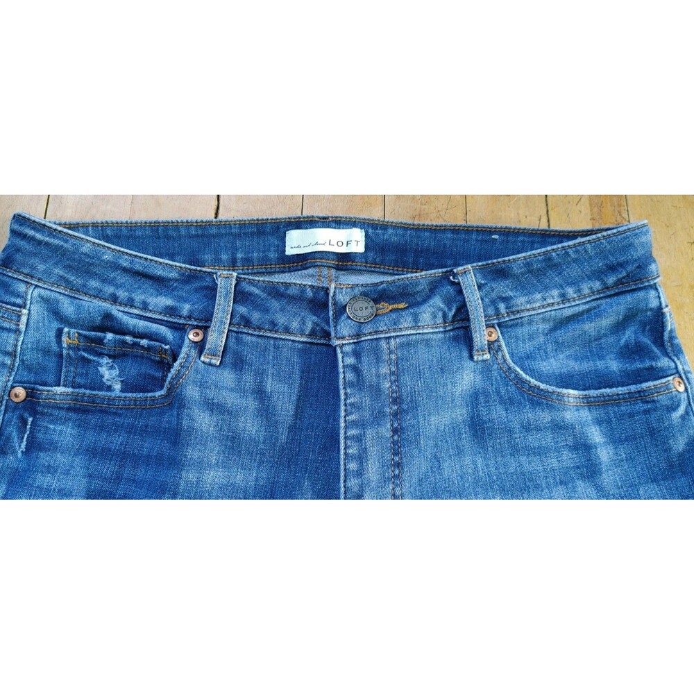 Loft Women's Curvy Skinny Distressed Jeans 10 / 30 Mid Rise Stretch Medium Wash - Picture 4 of 7